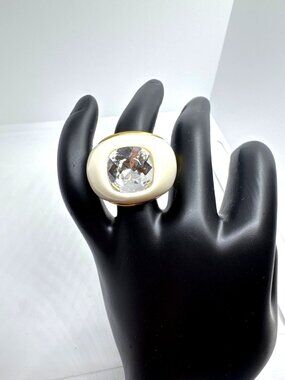 KJL Kenneth Jay Lane Dome Ring 9 Ivory Enamel Clear Crystal Gold Tone Statement